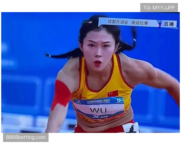 吴艳妮赛前涂指甲油那会儿，真没人敢信她待会儿要跑100米栏