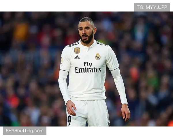 弗拉霍维奇与凯恩：传统中锋的终结效率 vs 全能前锋的战术适配性