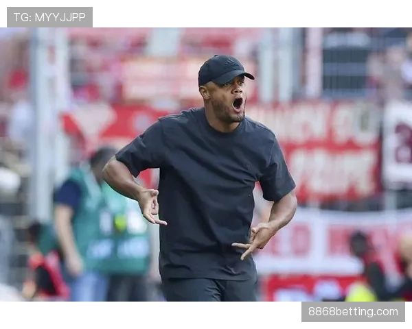 孔帕尼退役后买了几家夜店，氛围堪比明星派对，普通人真进不去啊