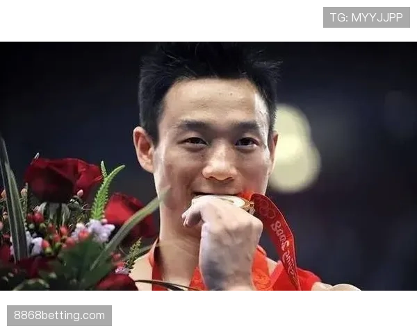 杨威赛场上像个超人，私下居然天天被家里“打败”了？